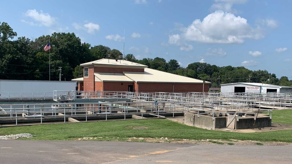 Campbellsville water treatment plant with processing basins, walkways, and facility building.